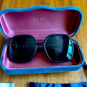 Gucci Horse bit black and gold sunglasses
